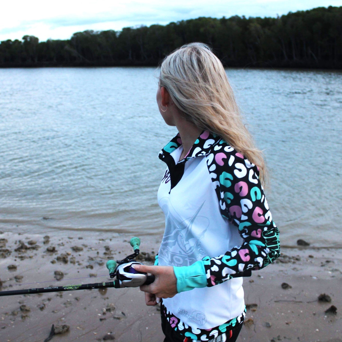 LADIES PARTY FISHING SHIRT - LEOPARD