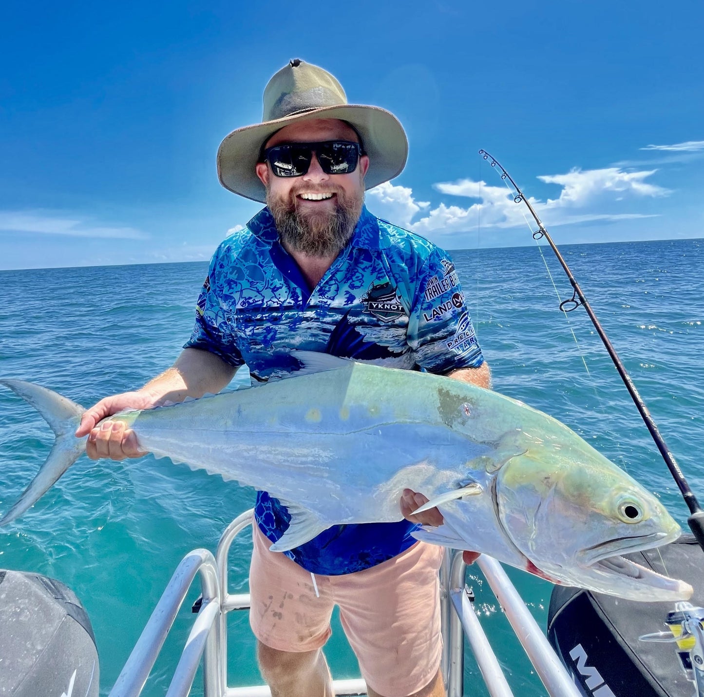 MENS SHORT SLEEVE FISHING SHIRT - BLUE